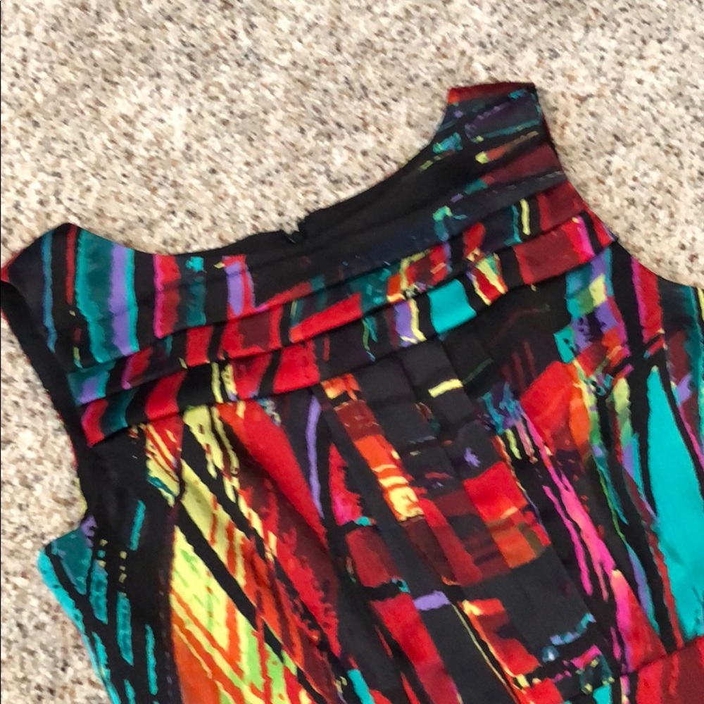 Ellen Tracy Pleated Print Dress ๐ - Picture 2 of 6